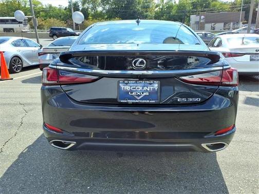 2025 Lexus ES 350 Base