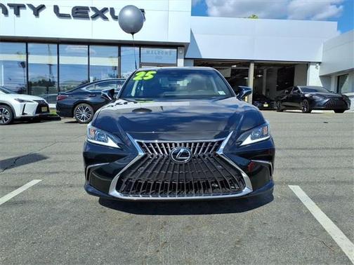 2025 Lexus ES 350 Base