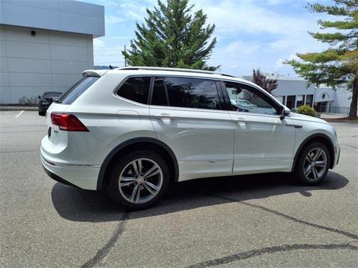 2019 Volkswagen Tiguan 2.0T SEL R-Line 4MOTION