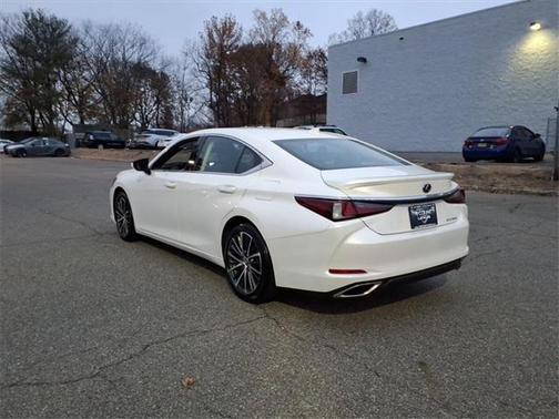 2023 Lexus ES 350 Base