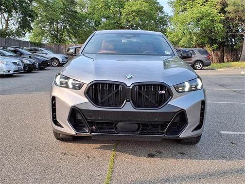 2024 BMW X6 M60i