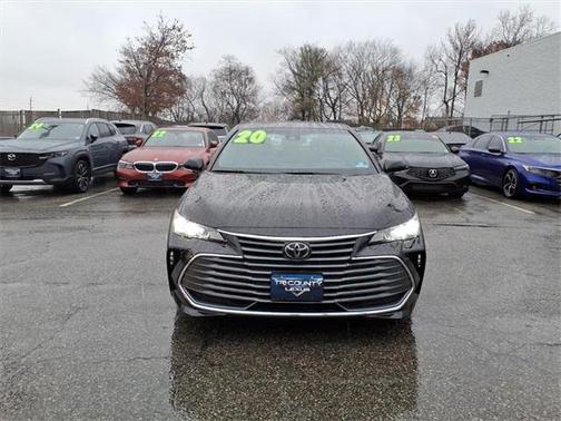 2020 Toyota Avalon XLE
