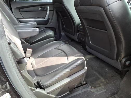 2011 GMC Acadia SLT-1