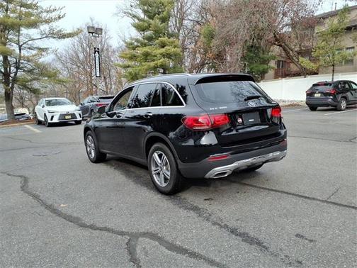 2022 Mercedes-Benz GLC 300 4MATIC