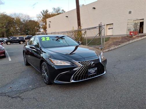 2022 Lexus ES 350 Base
