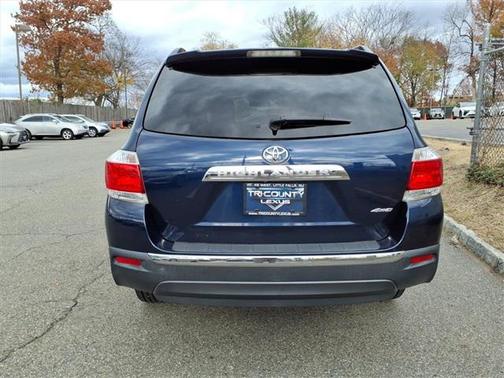2013 Toyota Highlander SE