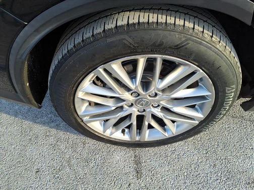 2023 Acura MDX Advance