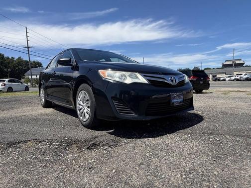 Attitude Black Metallic 2012 Toyota Camry LE