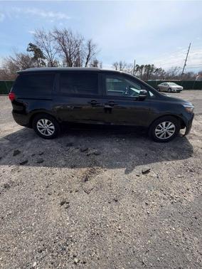 Aurora Black 2018 Kia Sedona LX