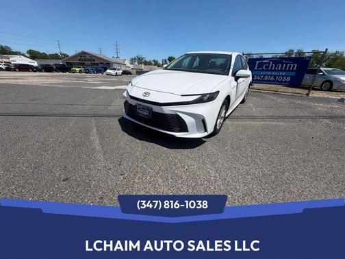 Ice Cap 2025 Toyota Camry LE