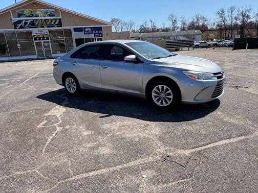 Celestial Silver Metallic 2015 Toyota Camry LE