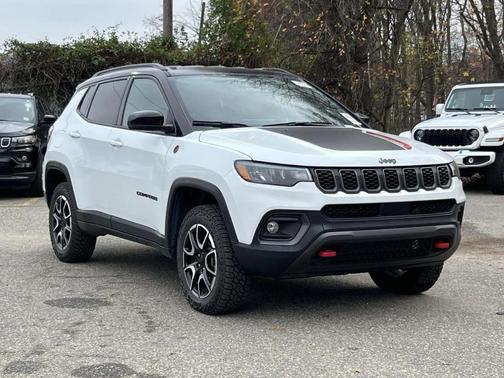 2024 Jeep Compass Trailhawk