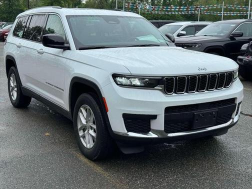 2022 Jeep Grand Cherokee L Laredo