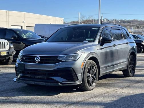 2022 Volkswagen Tiguan 2.0T SE R-Line Black 4MOTION
