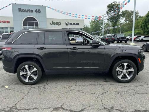 2023 Jeep Grand Cherokee 4xe Base