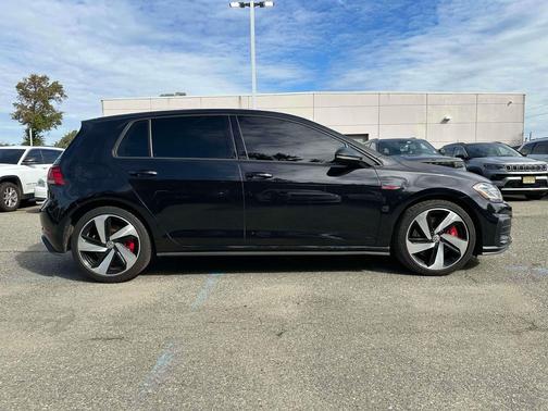 2020 Volkswagen Golf GTI 2.0T SE DSG