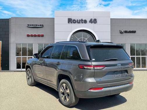 2023 Jeep Grand Cherokee 4xe Base