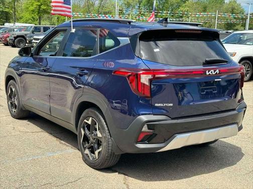 2024 Kia Seltos EX