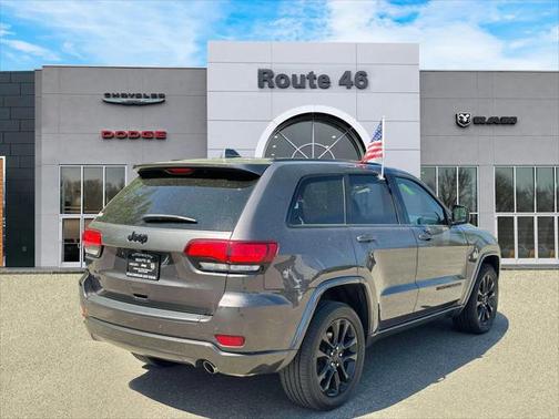 2021 Jeep Grand Cherokee Laredo