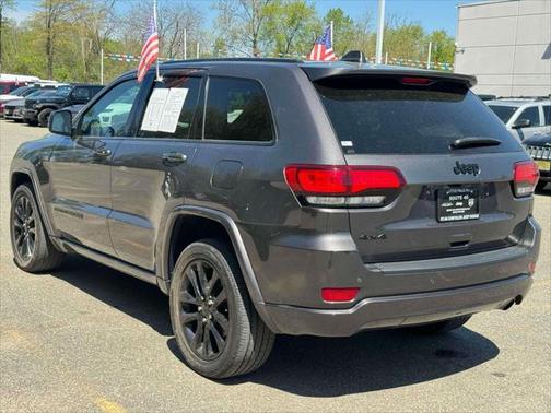 2021 Jeep Grand Cherokee Laredo