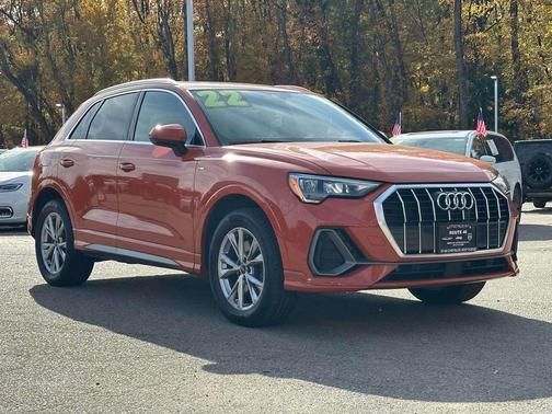 2022 Audi Q3 45 S line Premium