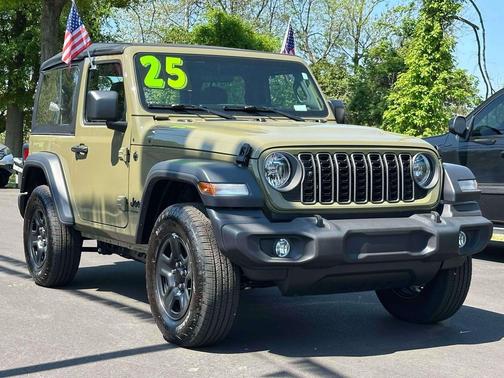 41 2025 Jeep Wrangler Sport