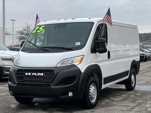 2025 RAM ProMaster 2500 Tradesman