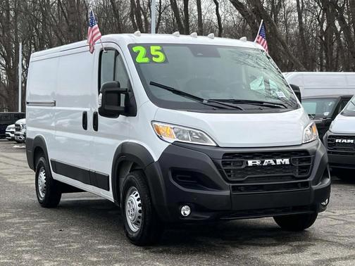 2025 RAM ProMaster 2500 Tradesman