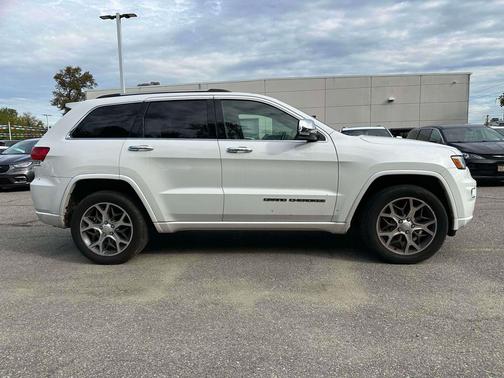 2019 Jeep Grand Cherokee Overland