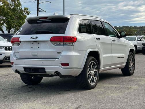 2019 Jeep Grand Cherokee Overland