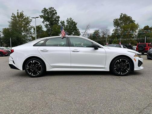 2023 Kia K5 GT-Line