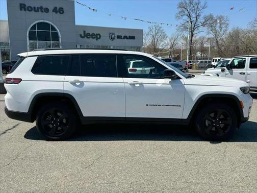 2023 Jeep Grand Cherokee L Altitude