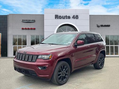 2022 Jeep Grand Cherokee Laredo