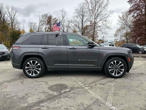 2023 Jeep Grand Cherokee 4xe Overland