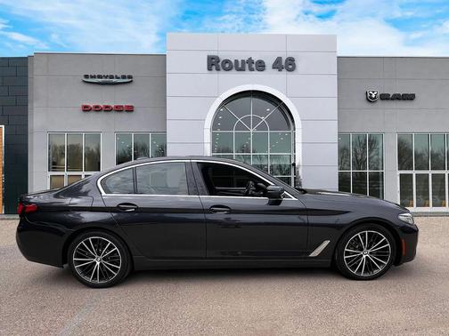 2022 BMW 530 i xDrive