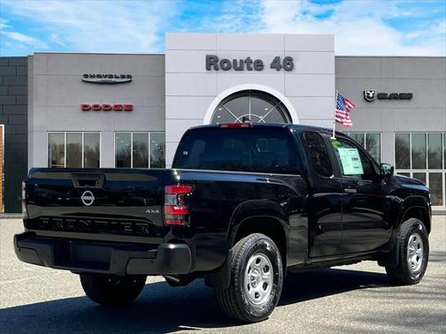 2025 Nissan Frontier S