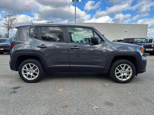 2023 Jeep Renegade Latitude