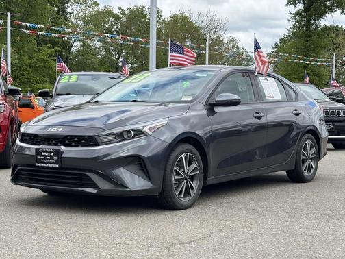 Gravity Gray 2023 Kia Forte LXS