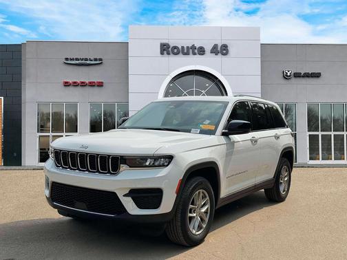 2024 Jeep Grand Cherokee Laredo