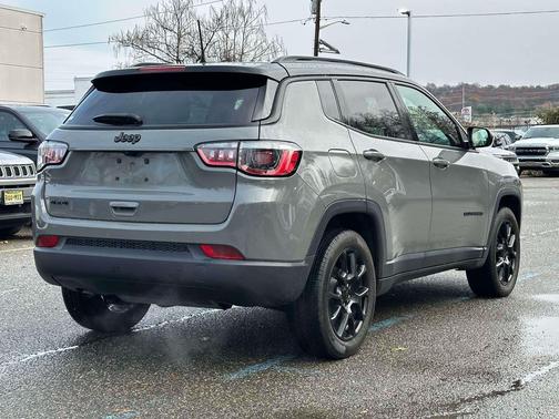 2023 Jeep Compass Latitude