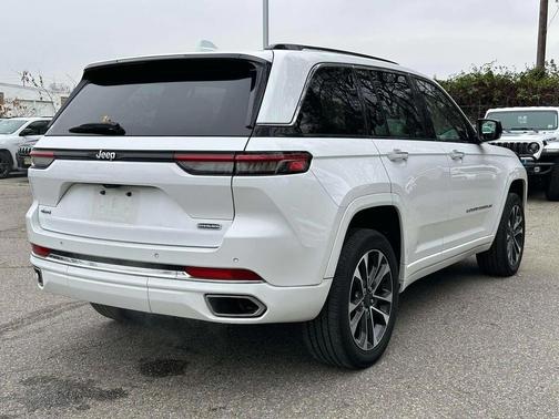 2023 Jeep Grand Cherokee Overland