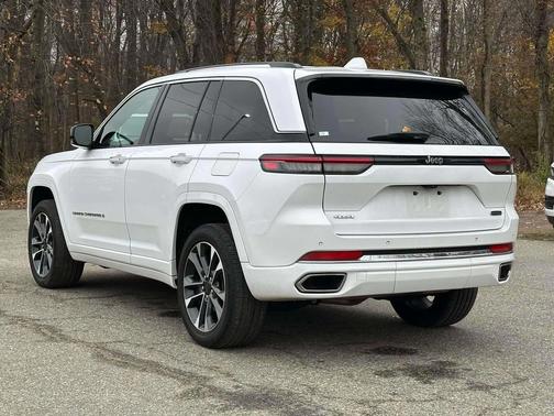 2023 Jeep Grand Cherokee Overland