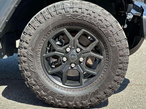 Black Clearcoat 2025 Jeep Wrangler Willys