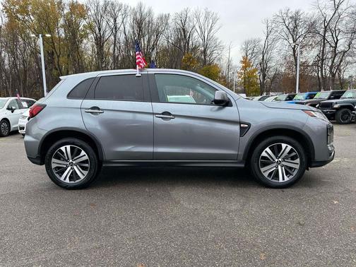 2024 Mitsubishi Outlander Sport 2.0 ES