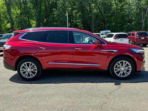 2022 Buick Enclave AWD Essence