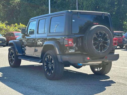2022 Jeep Wrangler Unlimited 4xe Sahara