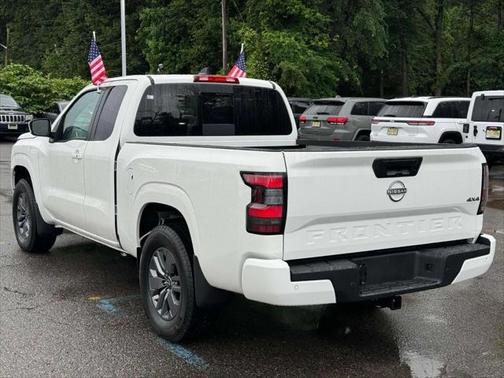 2025 Nissan Frontier SV