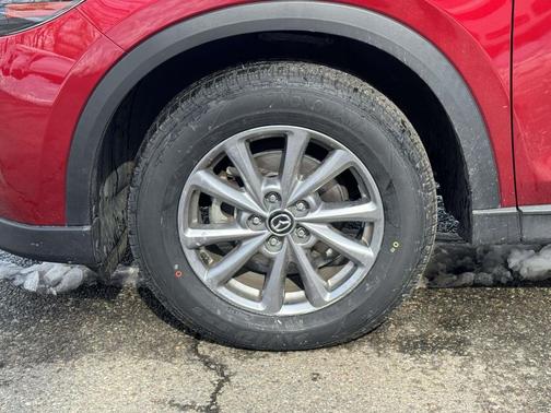 2023 Mazda CX-5 2.5 S Preferred Package