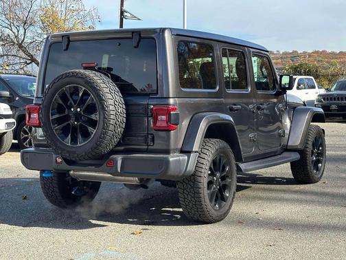 2022 Jeep Wrangler Unlimited 4xe Sahara