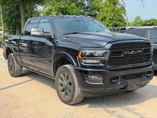2022 RAM 2500 Limited Crew Cab 4x4 6'4' Box